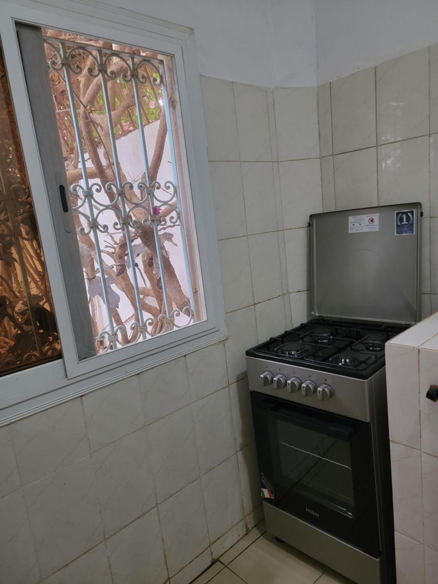 Le Dolmen De Mbour Apartman Kültér fotó